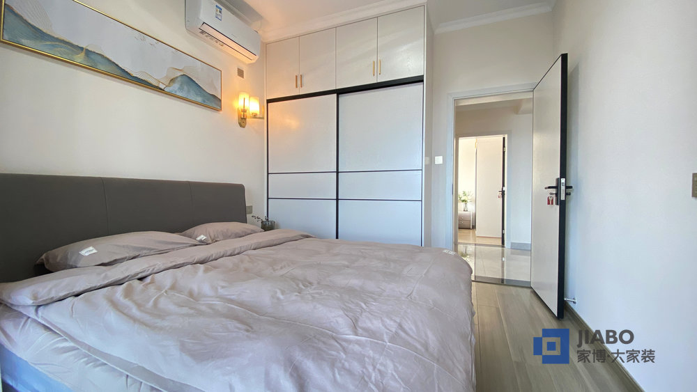 白金漢宮三室兩廳127m2裝修實(shí)景圖 臥室.jpg