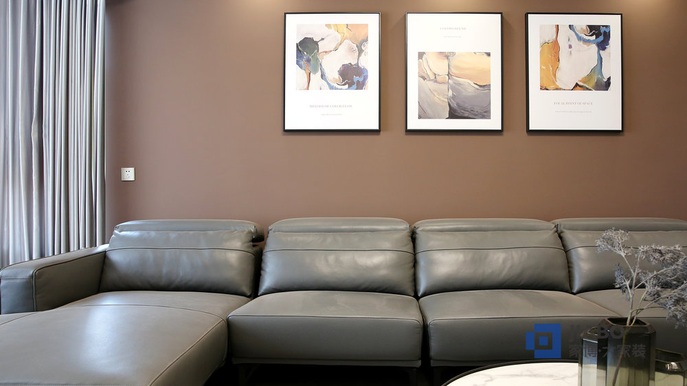 紫金華府裝修效果圖現(xiàn)代簡約風(fēng)格設(shè)計案例 沙發(fā)背景墻.jpg